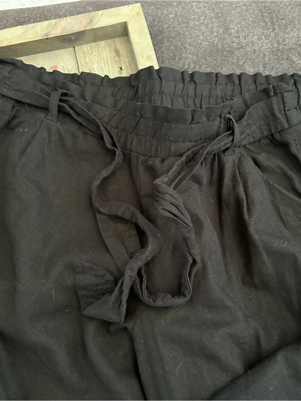 Rewind Black Elastic Ruffle Waist Pant